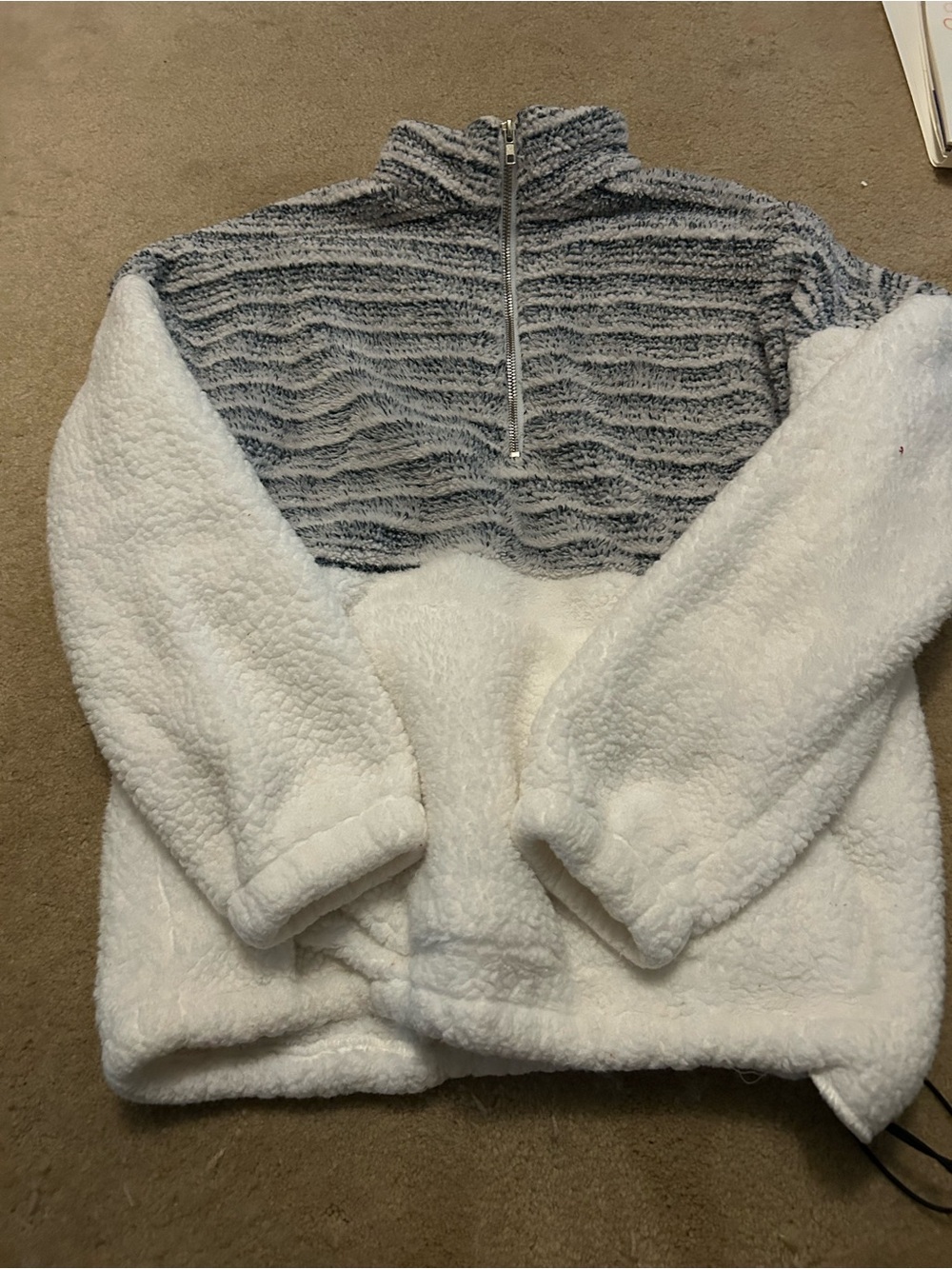 Cozy Half-Zip Sherpa Pullover Jacket in White and Gray